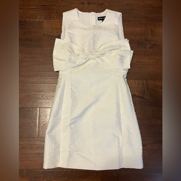Ivory Dress with Oversized Bow - Picture 2 of 6